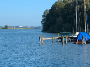 Häuschen am See, Bosau